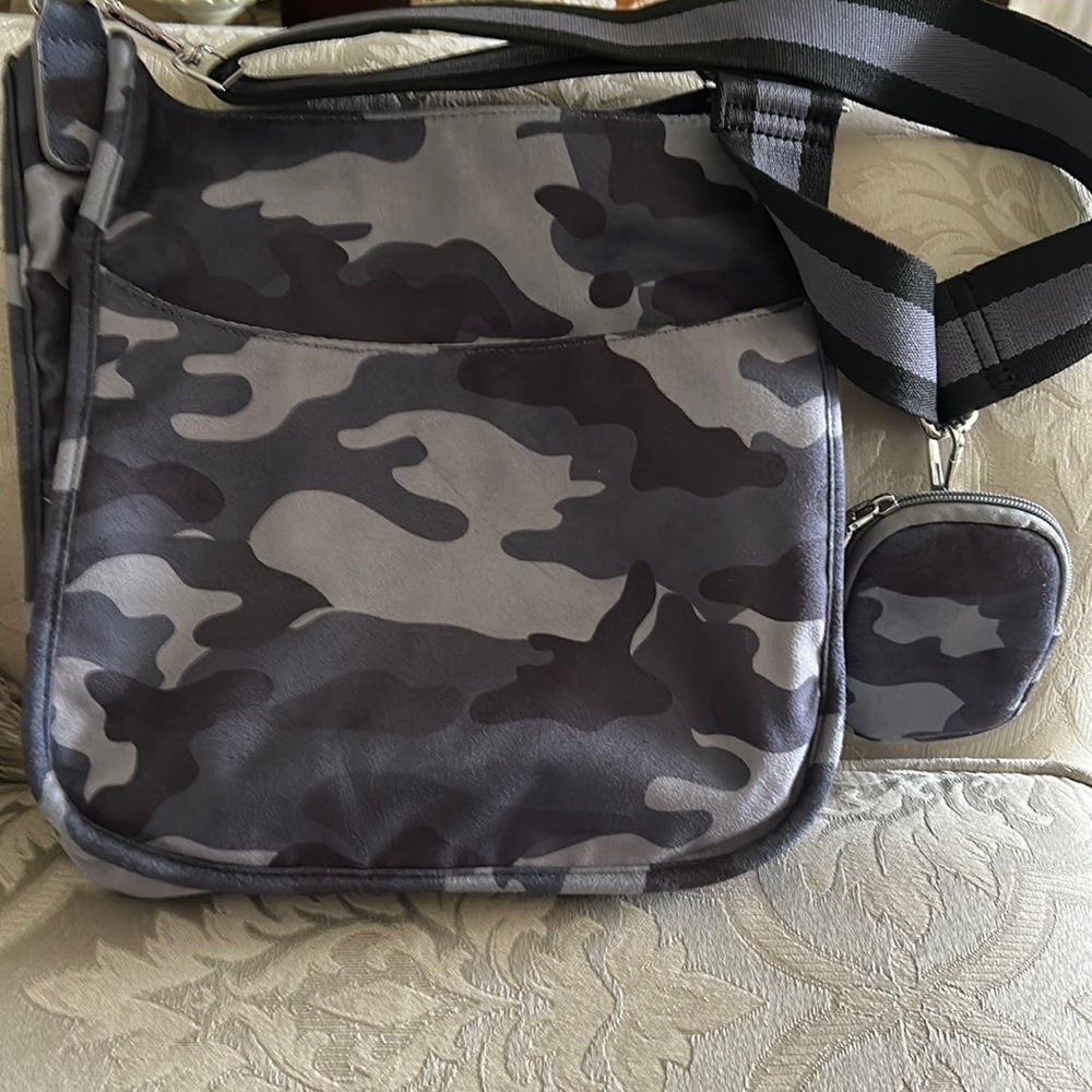 NWOT ah dorned gray Camo Messenger Bag w/ attached small pouch with extra strap.